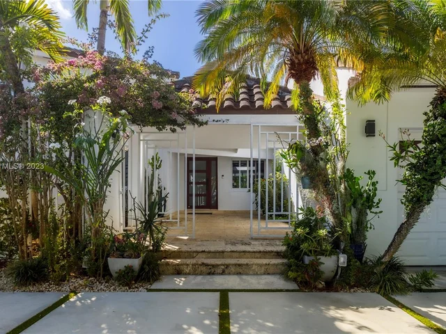 130 SW 24th Rd, Miami FL 33129