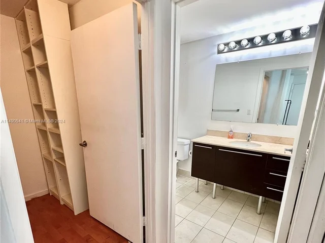 1900 N Bayshore Dr # 3505, Miami FL 33132