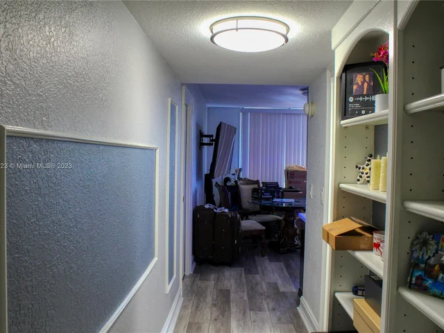 3490 Foxcroft Rd # B302, Miramar FL 33025