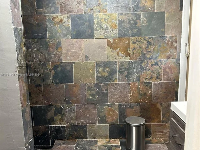 7624 SW 178th Ter, Palmetto Bay FL 33157