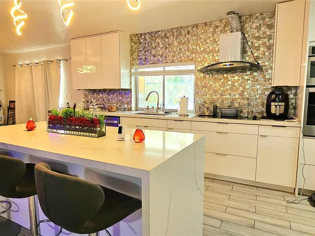 7624 SW 178th Ter, Palmetto Bay FL 33157