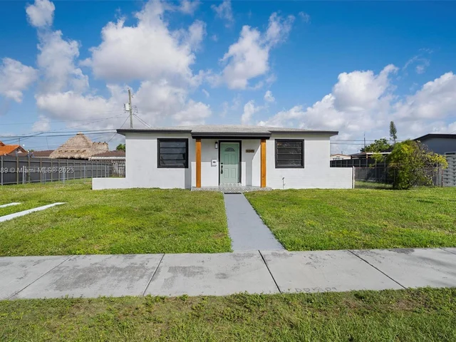 9245 SW 41st Ter, Miami FL 33165