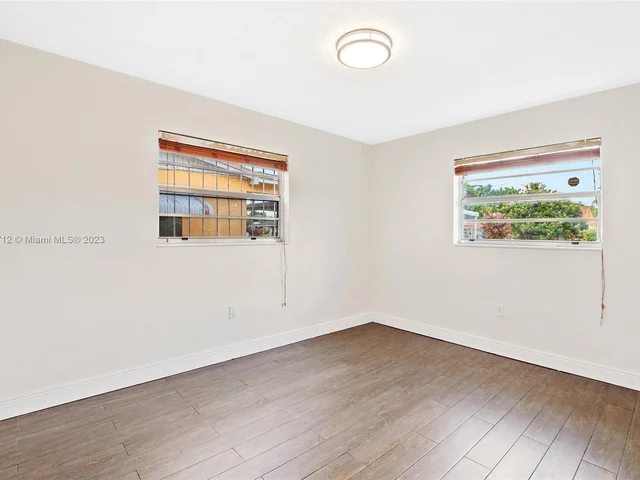 256 NW 82nd Ter, Miami FL 33150