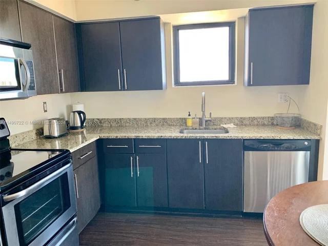 3300 NE 191st St, Aventura FL 33180