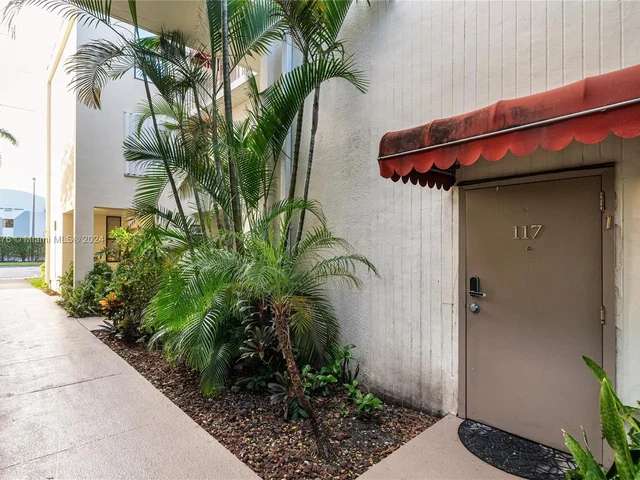 20341 NE 30th Ave # 6, Aventura FL 33180