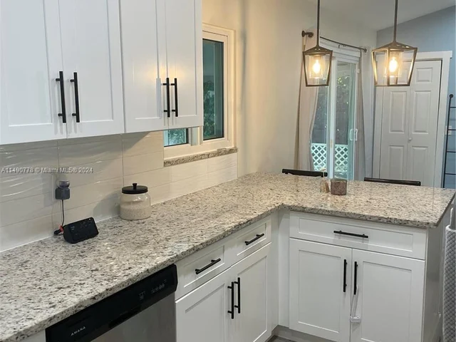 9091 Chrysanthemum Dr, Boynton Beach FL 33472