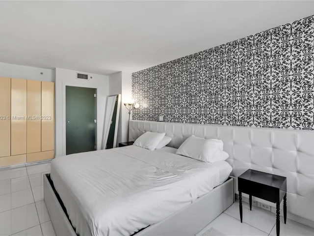 1100 West Ave # 1102, Miami Beach FL 33139