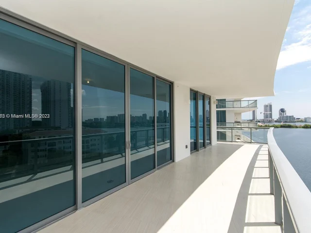 3250 NE 188th St # 608, Aventura FL 33180