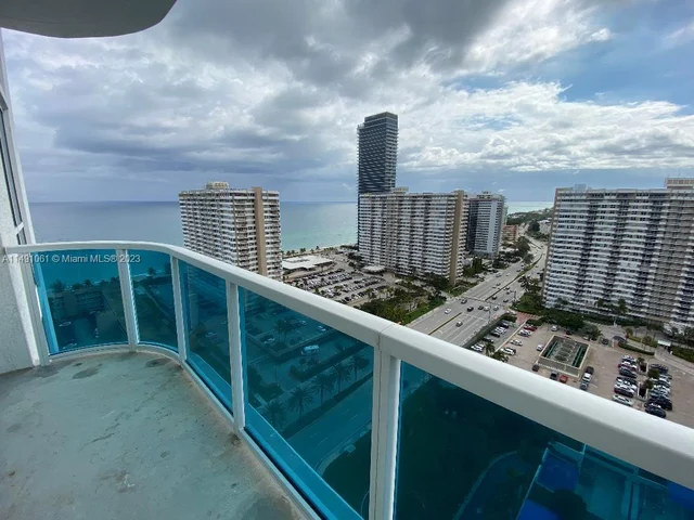1945 S Ocean Dr # 2101, Hallandale Beach FL 33009