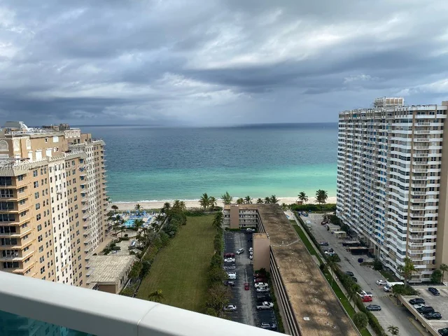 1945 S Ocean Dr # 2101, Hallandale Beach FL 33009