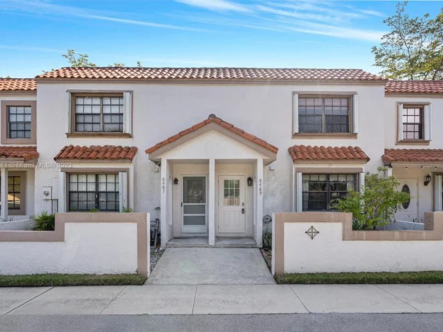 9489 NW 42nd St # 9489, Sunrise FL 33351