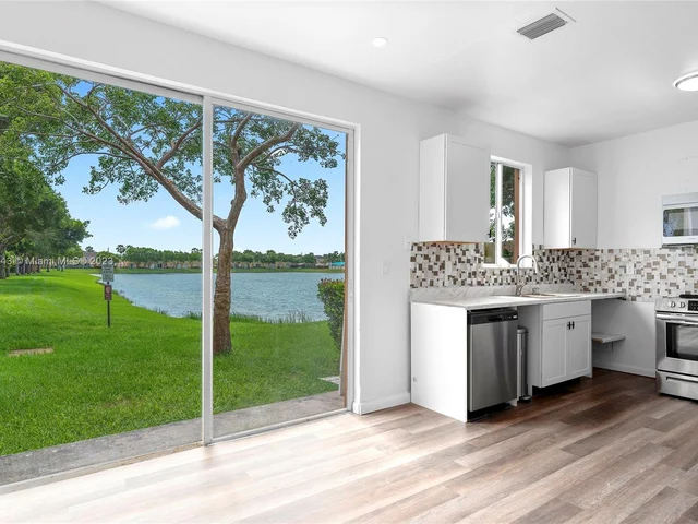 2445 SE 14th Ave # 375, Homestead FL 33035