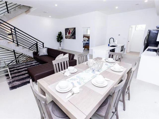 7105 NE 4th CT # 3, Miami FL 33138