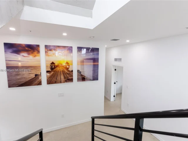 7107 NE 4th CT # 4, Miami FL 33138