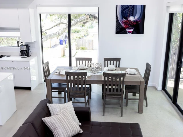 7107 NE 4th CT # 4, Miami FL 33138