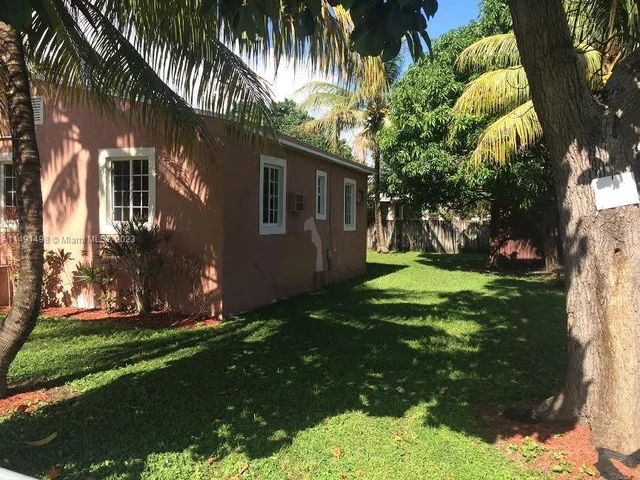 1065 NE 160th Ter # 1065, North Miami Beach FL 33162