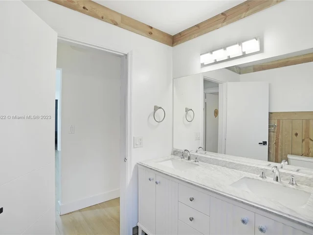 2000 N 37th Ave, Hollywood FL 33021