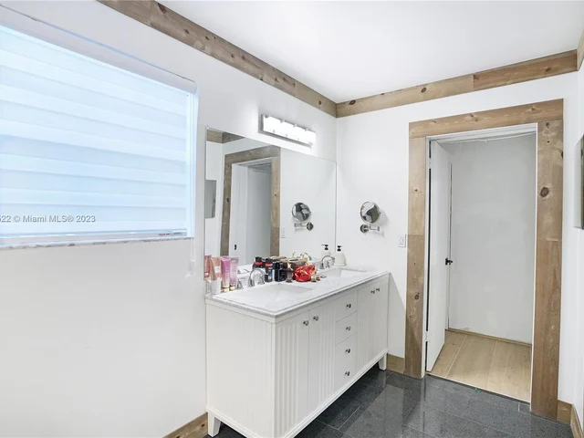 2000 N 37th Ave, Hollywood FL 33021