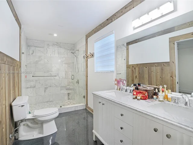 2000 N 37th Ave, Hollywood FL 33021