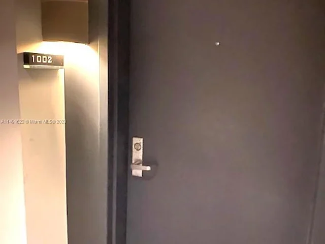 335 S Biscayne Blvd # 1002, Miami FL 33131