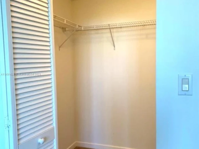 335 S Biscayne Blvd # 1002, Miami FL 33131