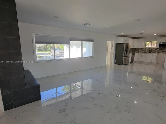 2117 Coral Gardens Dr, Wilton Manors FL 33306