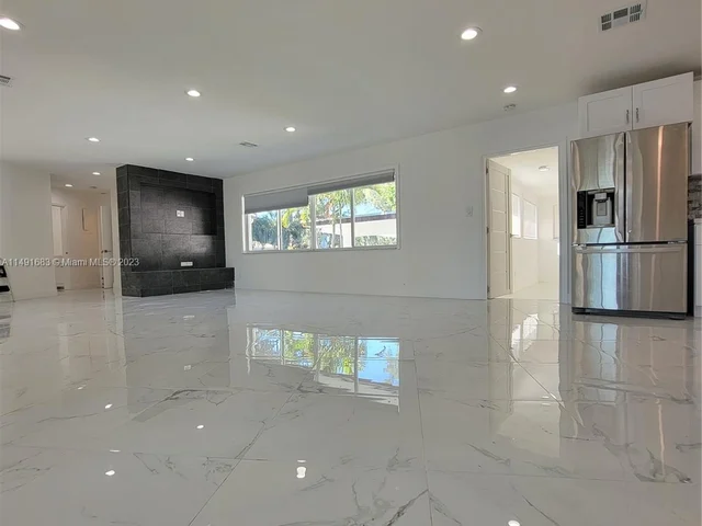 2117 Coral Gardens Dr, Wilton Manors FL 33306