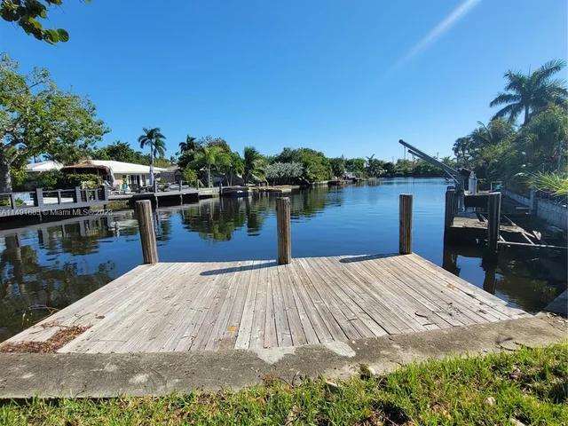 2117 Coral Gardens Dr, Wilton Manors FL 33306