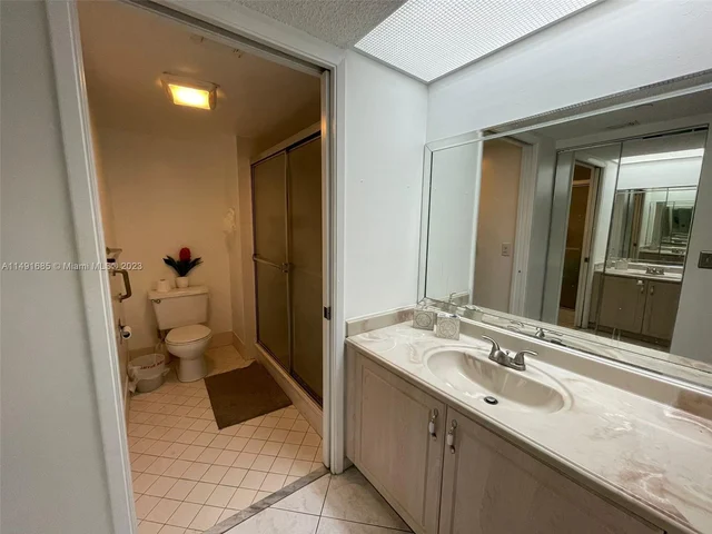 1301 SW 142nd Ave # 314H, Pembroke Pines FL 33027