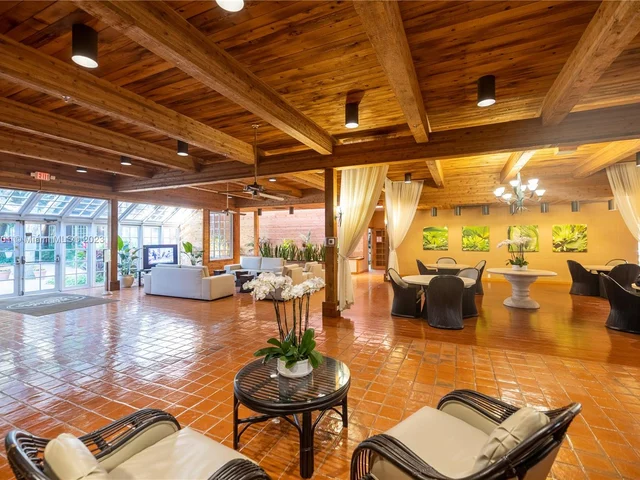 4000 Towerside Ter # 1202, Miami FL 33138