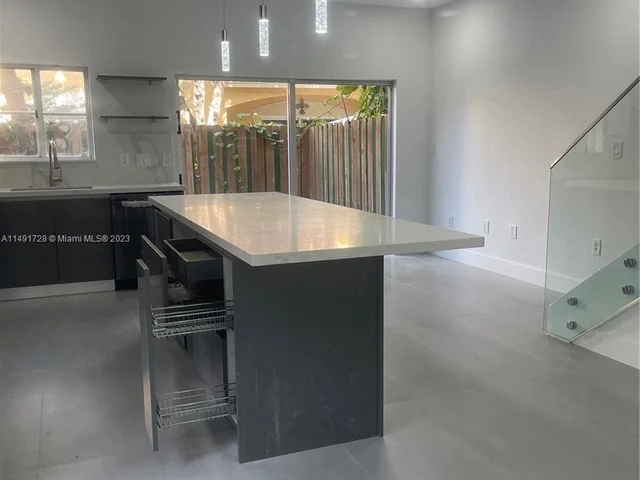 10775 NW 83rd Ter # 28, Doral FL 33178