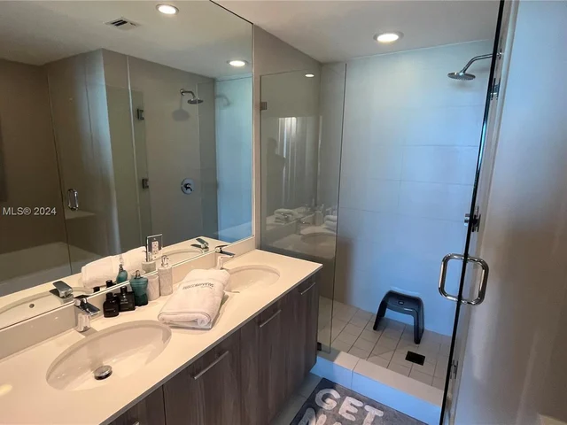 501 NE 31st St # 1201, Miami FL 33137