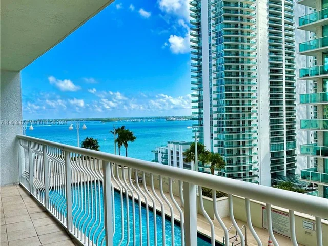 1200 Brickell Bay Dr # 1507, Miami FL 33131