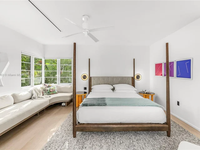 6000 Pine Tree Dr, Miami Beach FL 33140