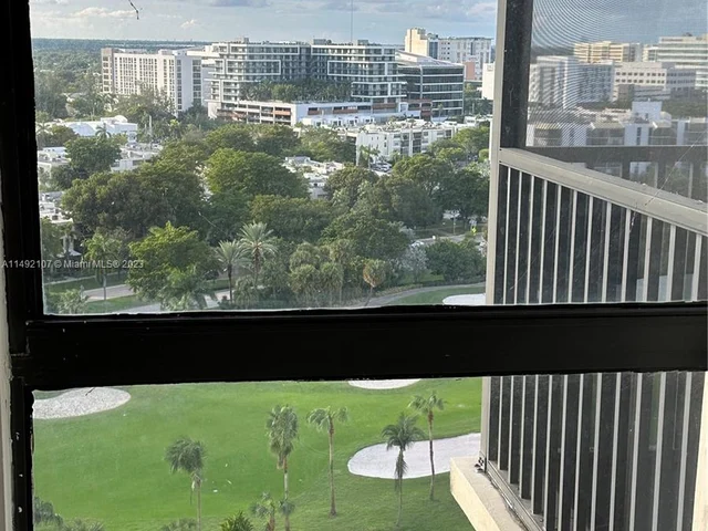 20335 W Country Club Dr # 1701, Aventura FL 33180