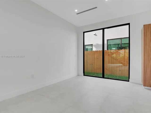 1777 SW 22nd Ter, Miami FL 33145