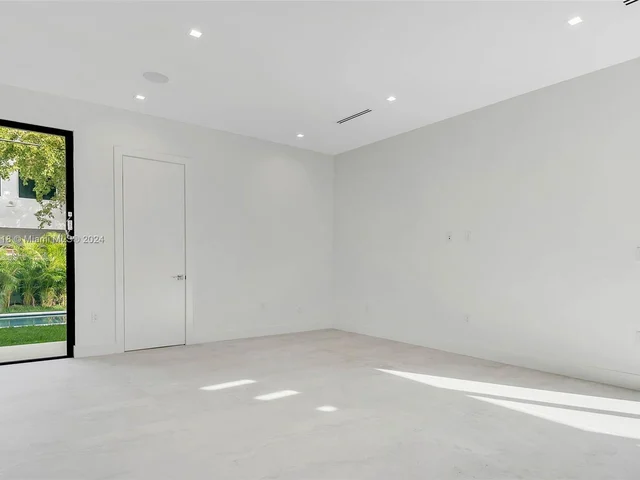 1777 SW 22nd Ter, Miami FL 33145