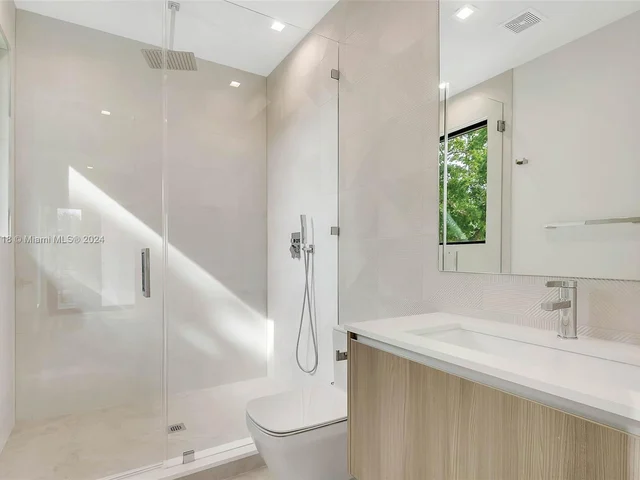 1777 SW 22nd Ter, Miami FL 33145