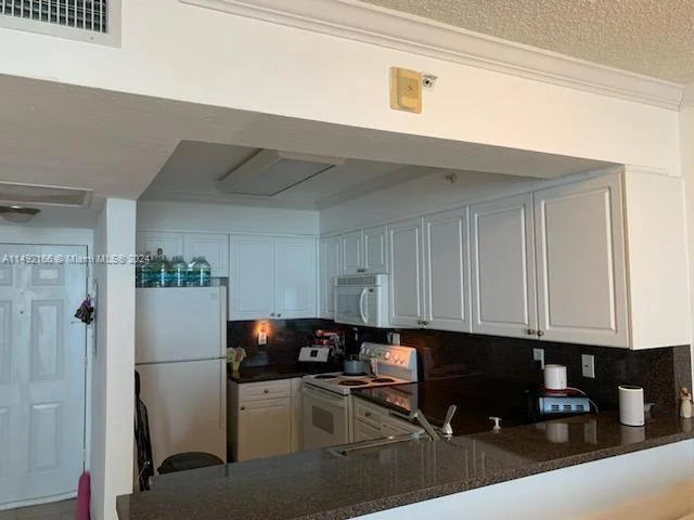 2501 S Ocean Dr # 909, Hollywood FL 33019
