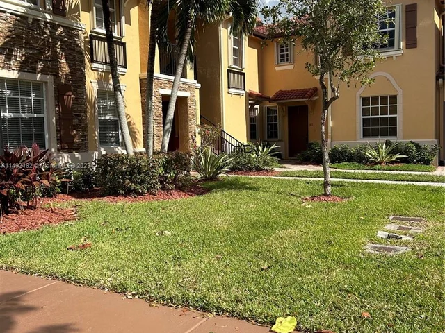 3390 NE 13th Cir Dr # 19, Homestead FL 33033