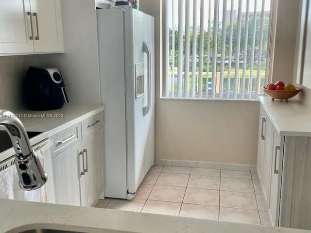 6865 Huntington Ln # 307, Delray Beach FL 33446