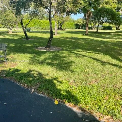 6865 Huntington Ln # 307, Delray Beach FL 33446