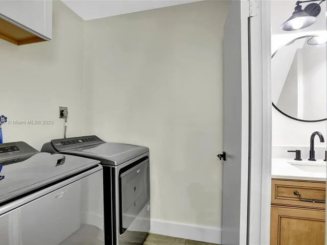 863 NW 81st Ter # 5, Plantation FL 33324