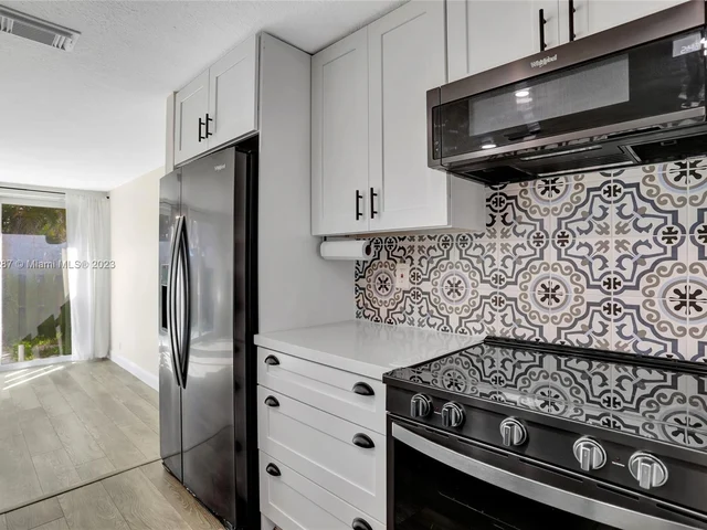 863 NW 81st Ter # 5, Plantation FL 33324