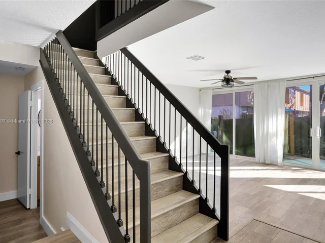 863 NW 81st Ter # 5, Plantation FL 33324