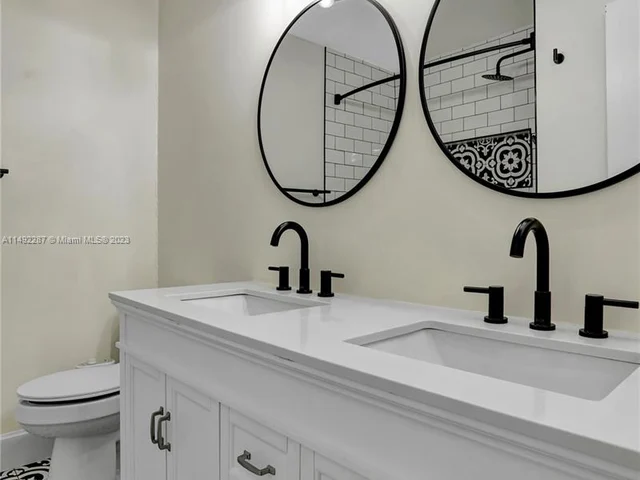 863 NW 81st Ter # 5, Plantation FL 33324