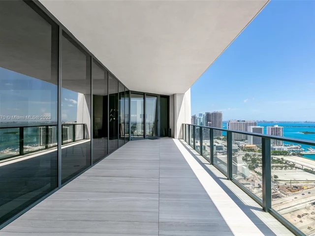 1000 Biscayne Blvd # 3702, Miami FL 33132