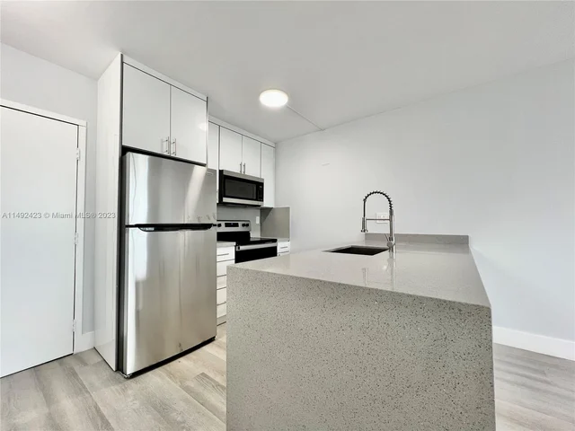 2501 Riverside Dr # A, Coral Springs FL 33065