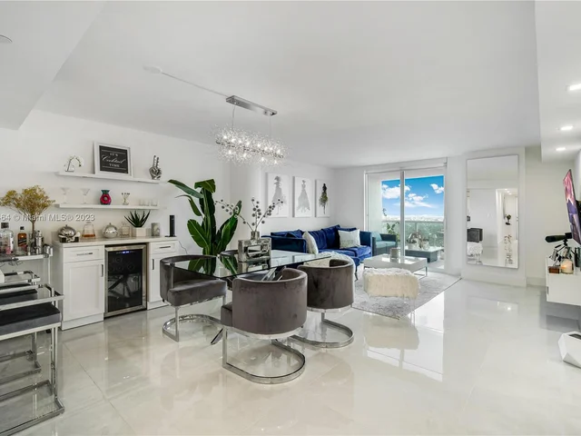 2101 Brickell Ave # 2201, Miami FL 33129