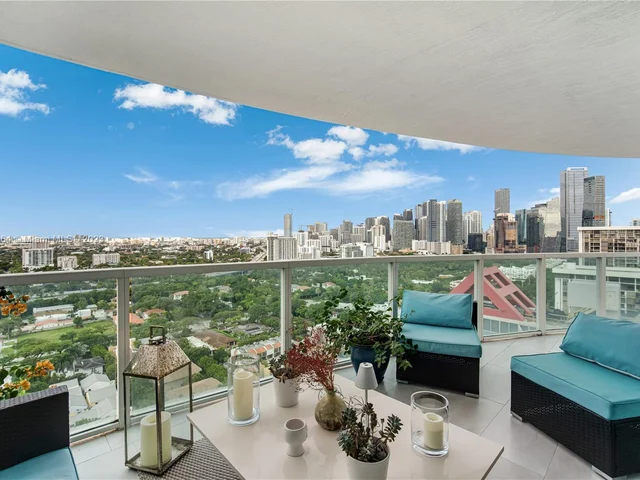 2101 Brickell Ave # 2201, Miami FL 33129